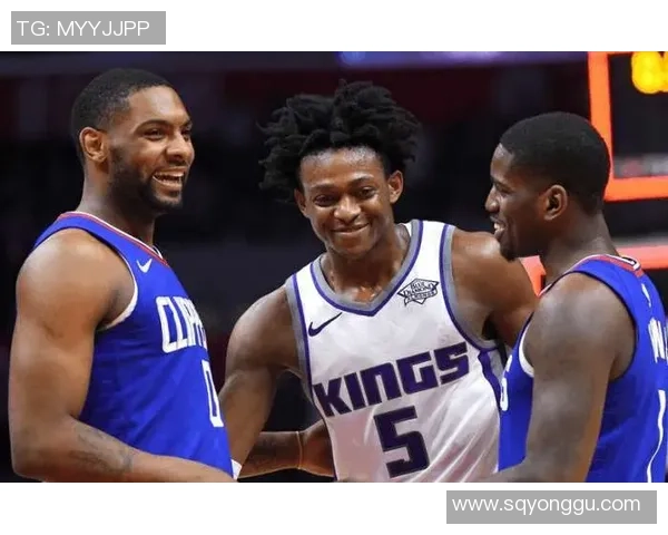 老鹰正式签下后卫基顿华莱士双向合同转正展现球队培养信任