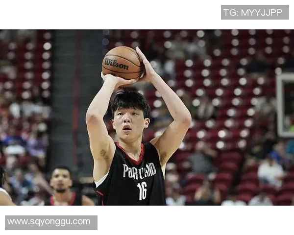 媒体人杨瀚森今日表现平平 缺乏篮板球贡献卡位意识亟待提升